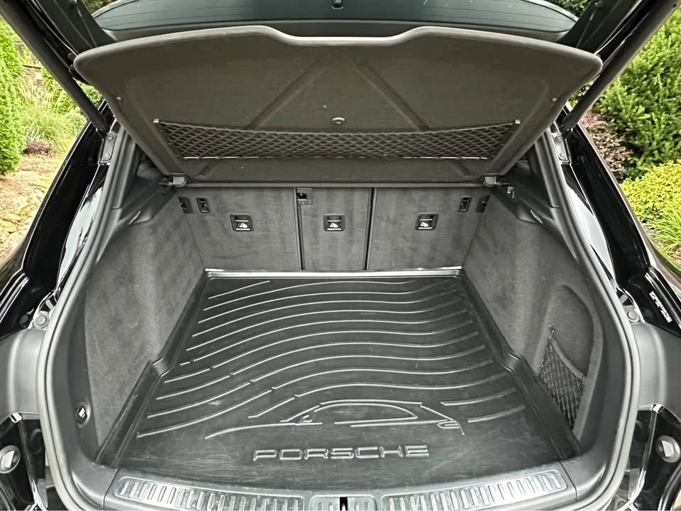 2016 Porsche Macan S - Image 9 of 18