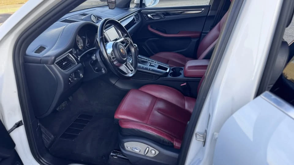 2016 Porsche Macan S - Image 11 of 20