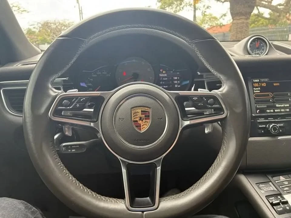 2016 Porsche Macan S - Image 8 of 13