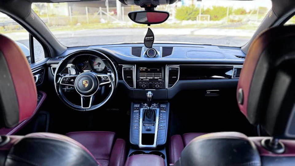 2016 Porsche Macan S - Image 16 of 20