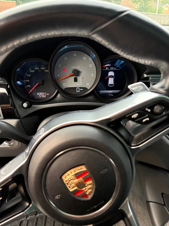 2016 Porsche Macan S - Image 11 of 15