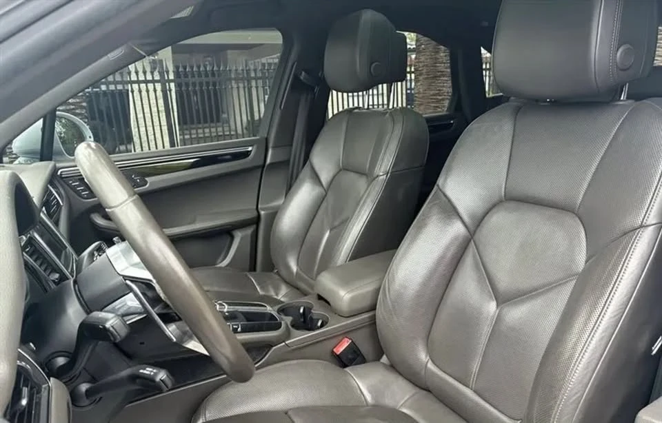 2016 Porsche Macan S - Image 10 of 13