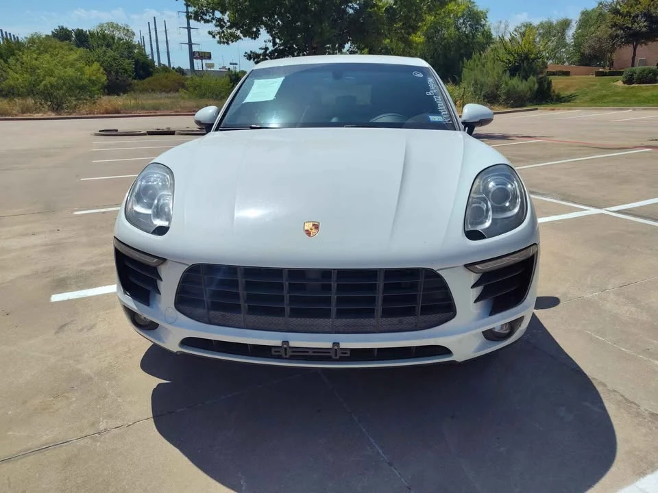 2016 Porsche Macan S - Image 2 of 11