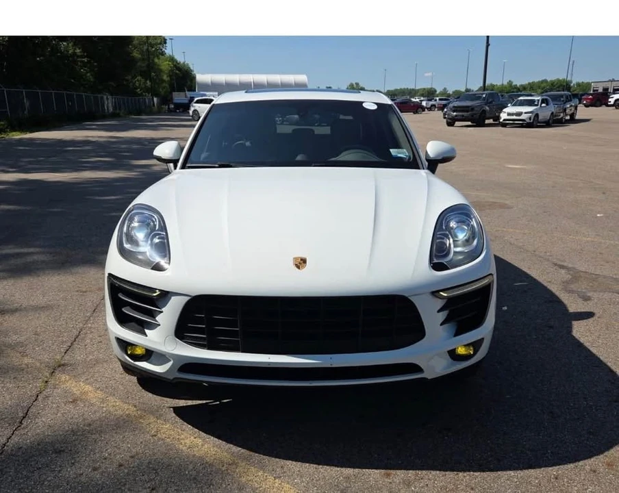 2016 Porsche Macan S - Image 16 of 18