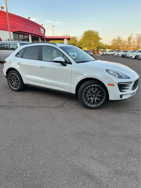 2016 Porsche Macan S - Image 2 of 20