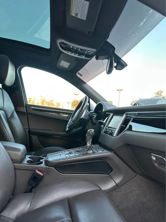 2016 Porsche Macan S - Image 13 of 20