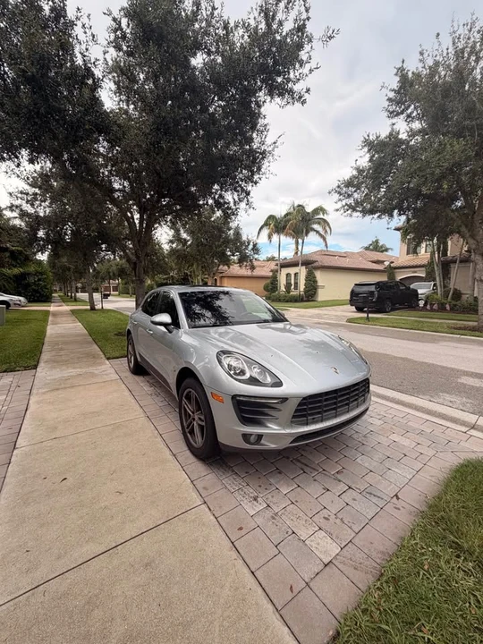 2016 Porsche Macan S - Image 2 of 9