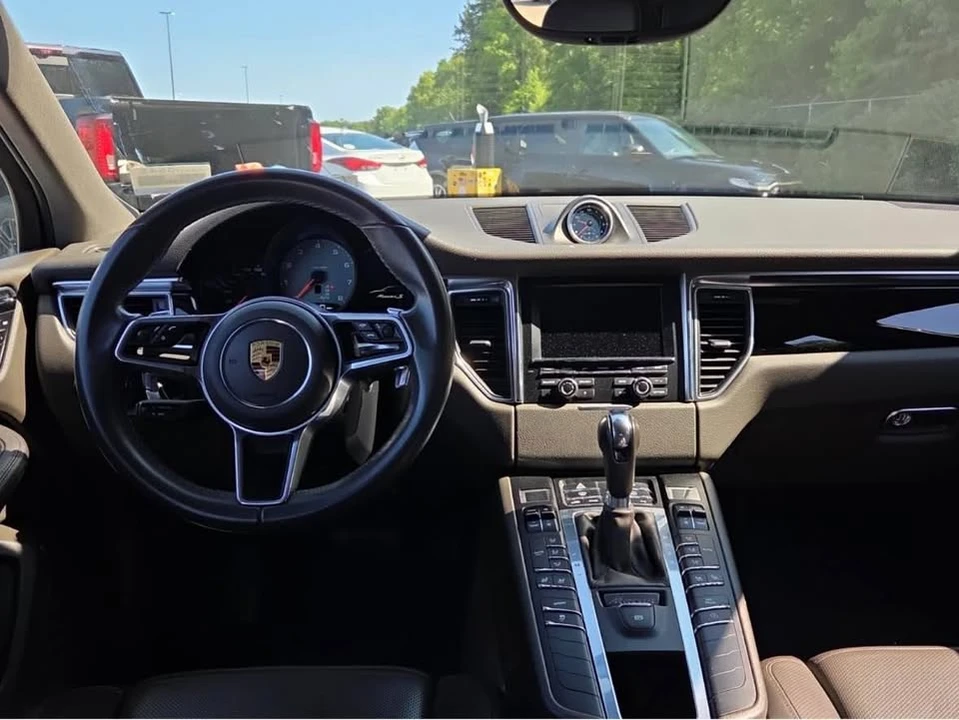 2016 Porsche Macan S - Image 10 of 18
