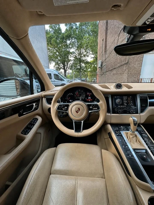 2016 Porsche Macan S - Image 15 of 20