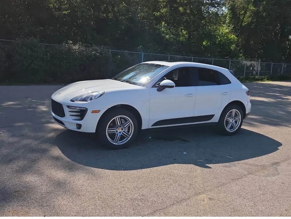 2016 Porsche Macan S - Image 11 of 18