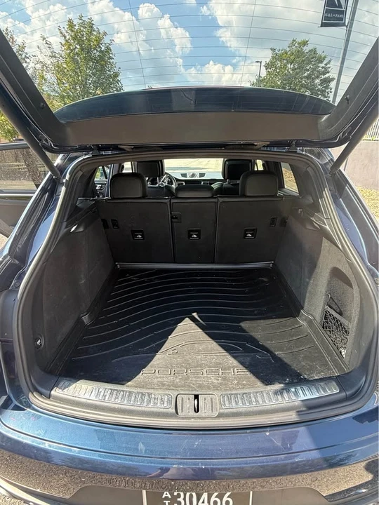 2016 Porsche Macan S - Image 11 of 14