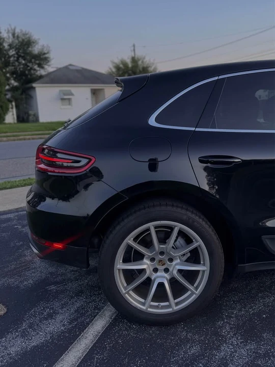 2016 Porsche Macan S - Image 2 of 11