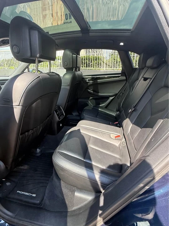 2016 Porsche Macan S - Image 10 of 14