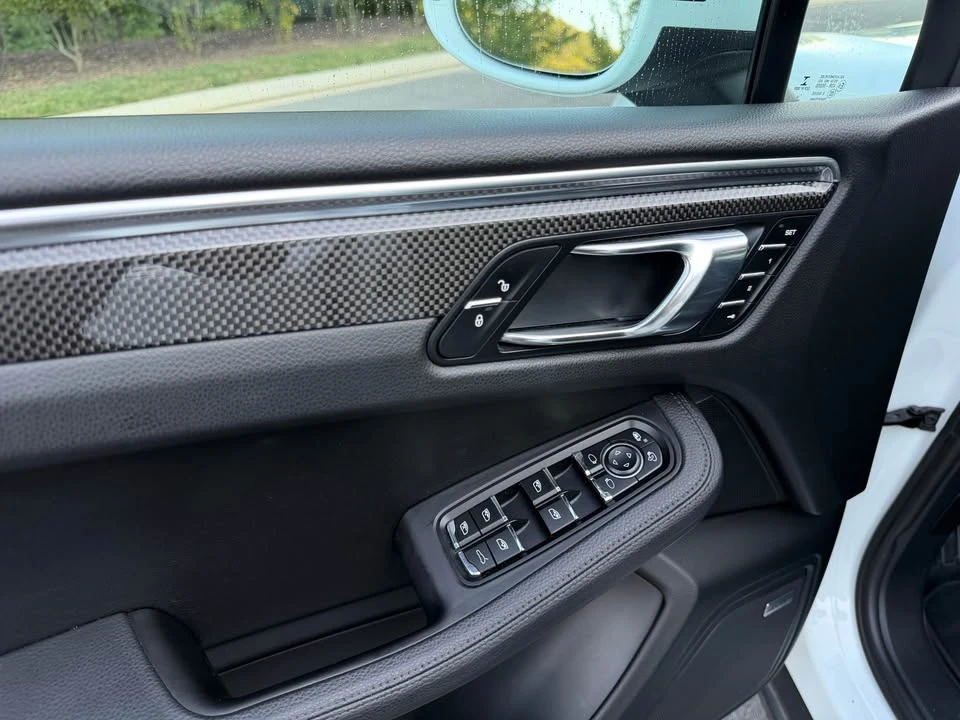 2016 Porsche Macan S - Image 17 of 20