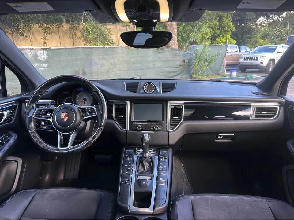 2016 Porsche Macan S - Image 9 of 15