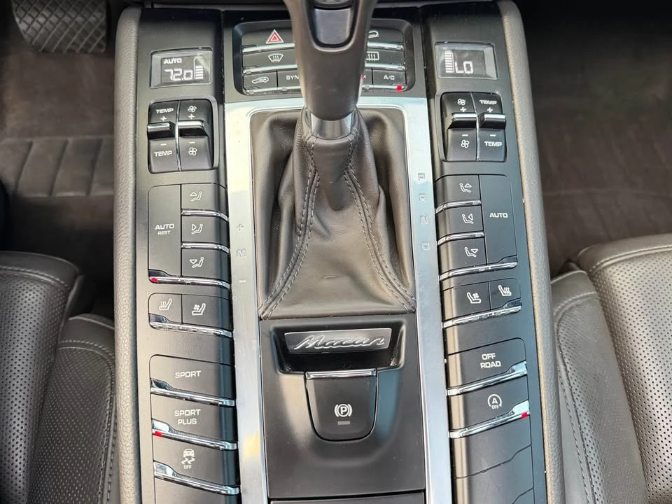 2016 Porsche Macan S - Image 18 of 20