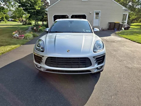 2016 Porsche Macan S Sport Utility 4D