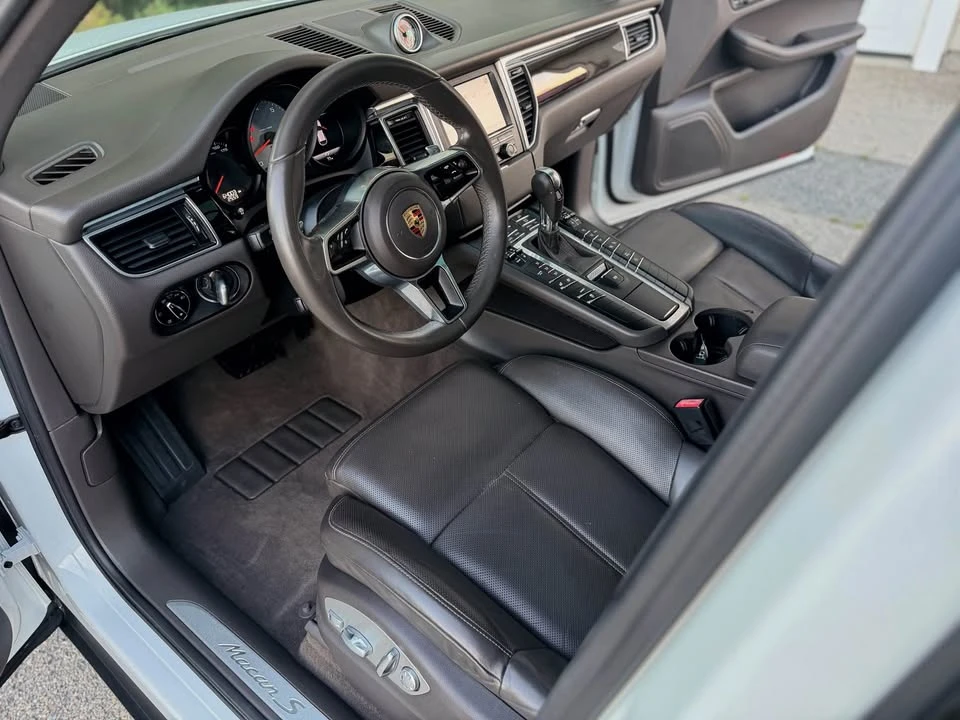 2016 Porsche Macan S - Image 11 of 20
