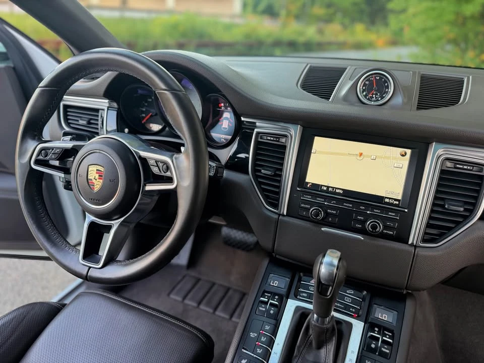 2016 Porsche Macan S - Image 16 of 20