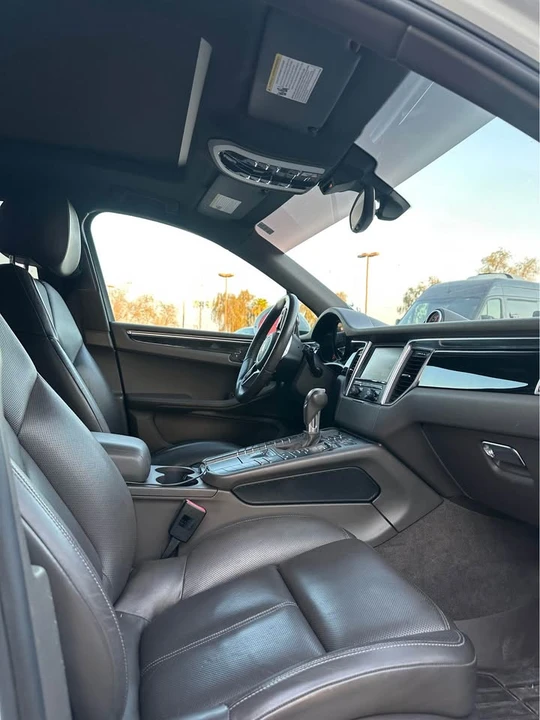 2016 Porsche Macan S - Image 9 of 20