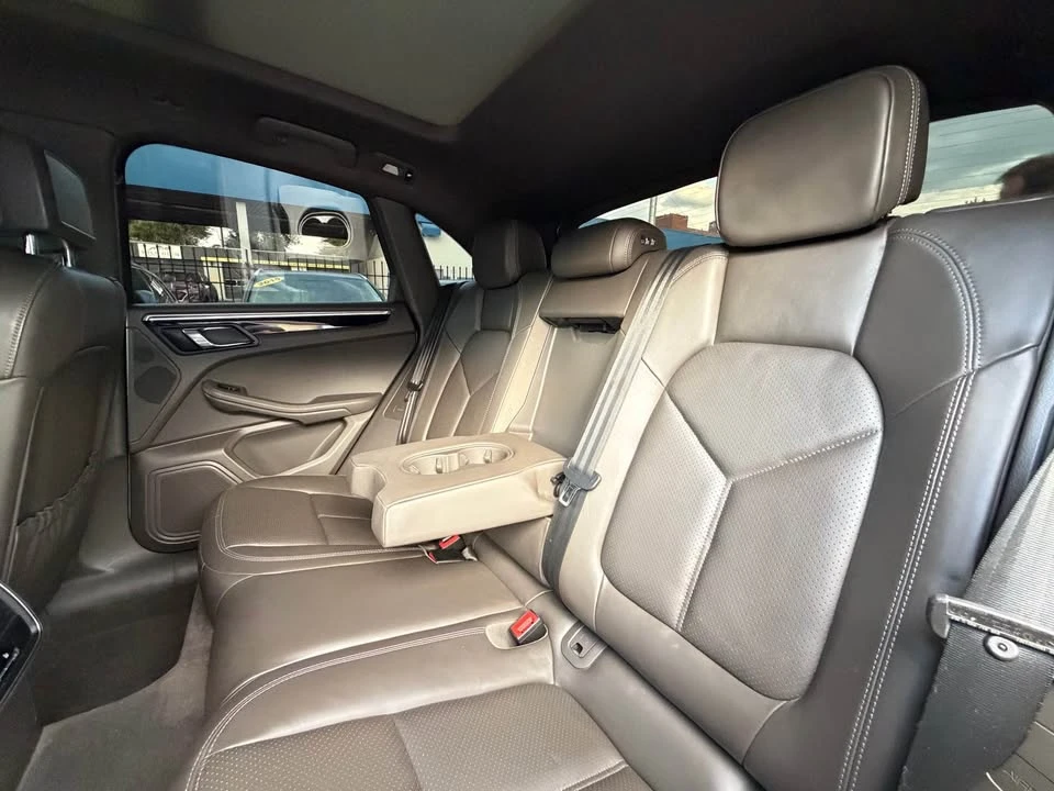 2016 Porsche Macan S - Image 11 of 20