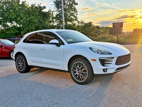 2016 Porsche Macan S Sport Utility 4D