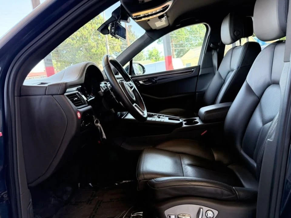 2016 Porsche Macan S - Image 13 of 20