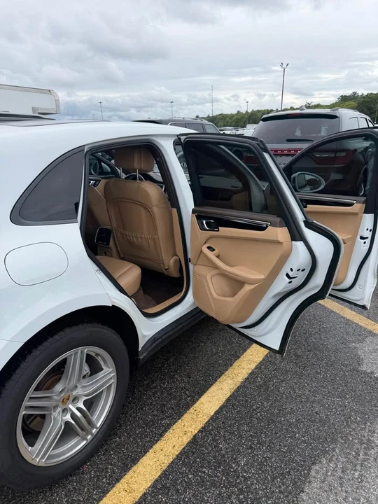 2016 Porsche Macan S - Image 14 of 18