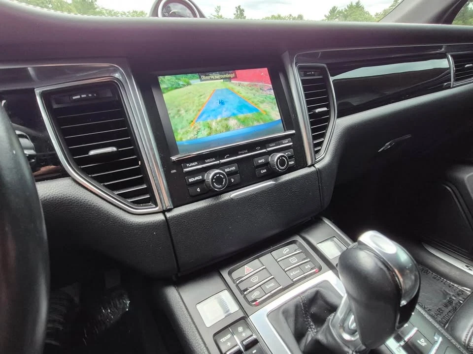 2016 Porsche Macan S - Image 19 of 20