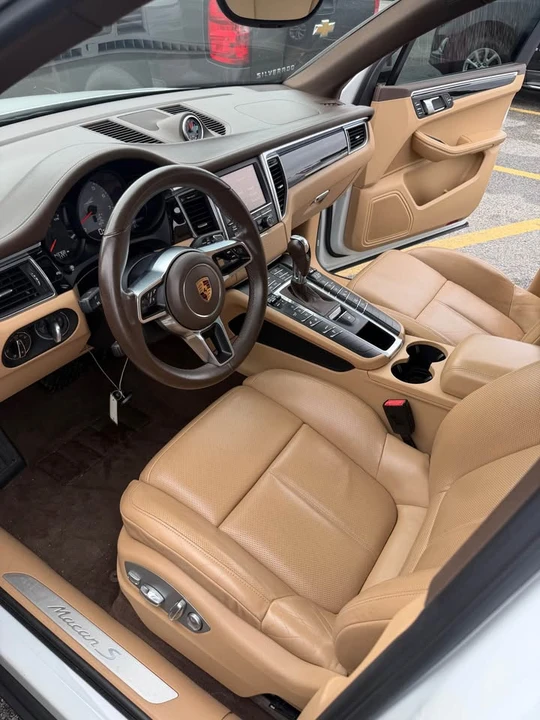 2016 Porsche Macan S - Image 12 of 18