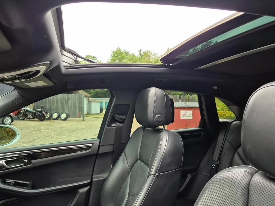 2016 Porsche Macan S - Image 16 of 20