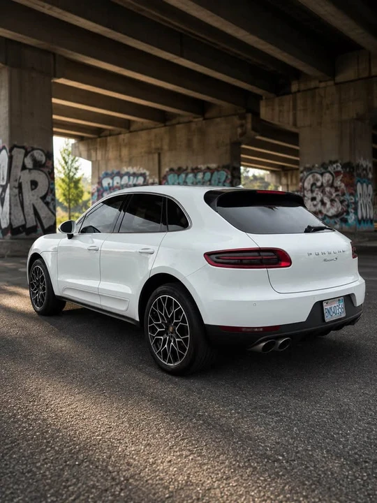 2016 Porsche Macan S - Image 7 of 10