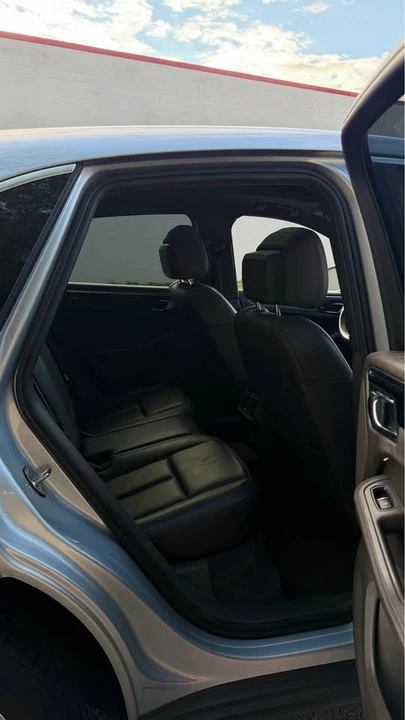 2016 Porsche Macan S - Image 14 of 20