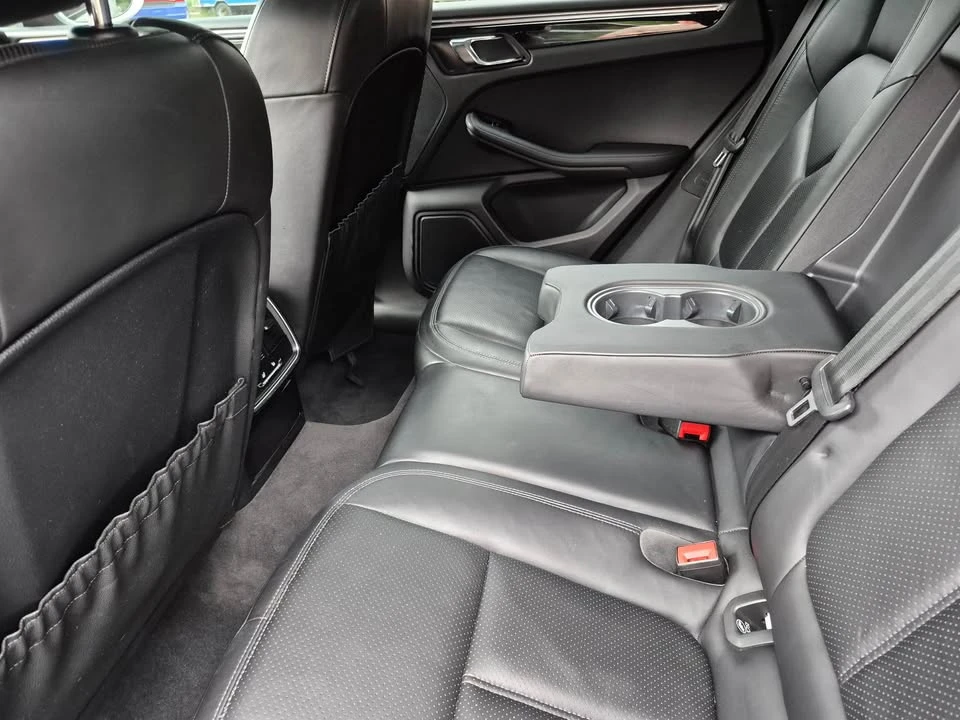 2016 Porsche Macan S - Image 18 of 20
