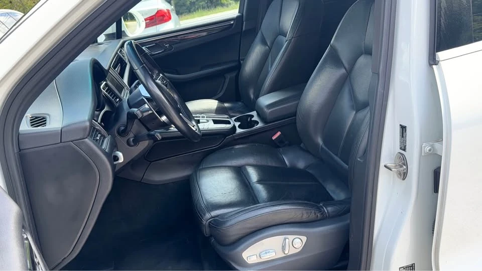 2016 Porsche Macan S - Image 10 of 20