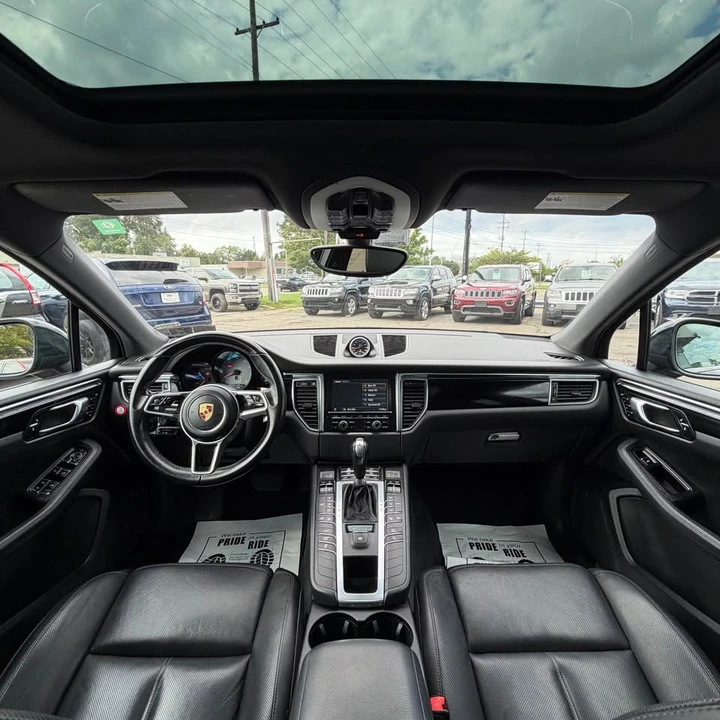 2016 Porsche Macan S - Image 10 of 20