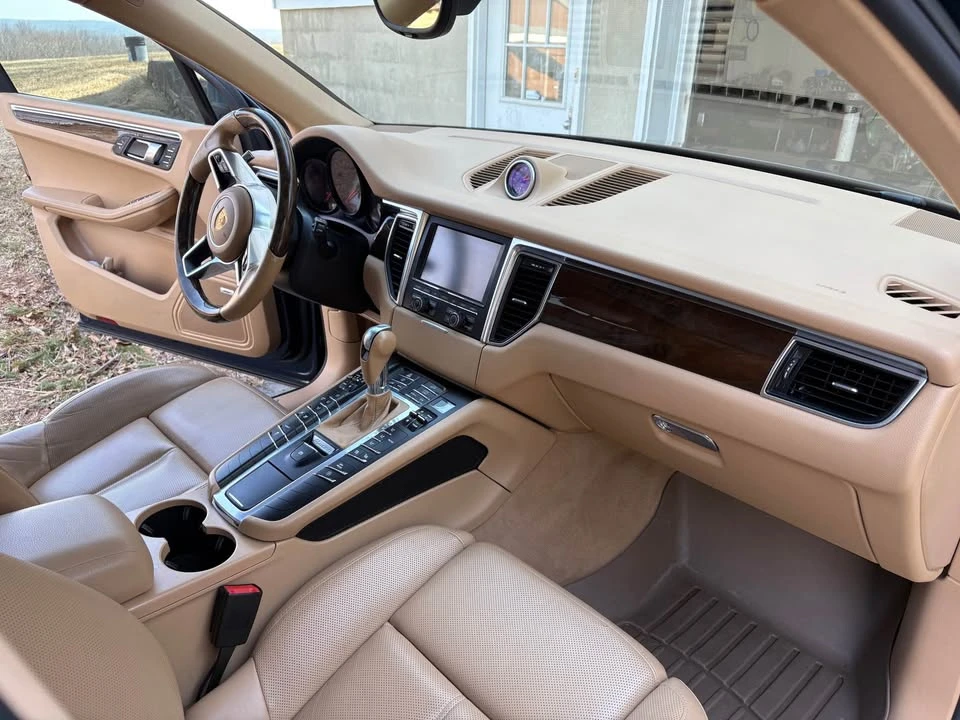 2016 Porsche Macan S - Image 7 of 16