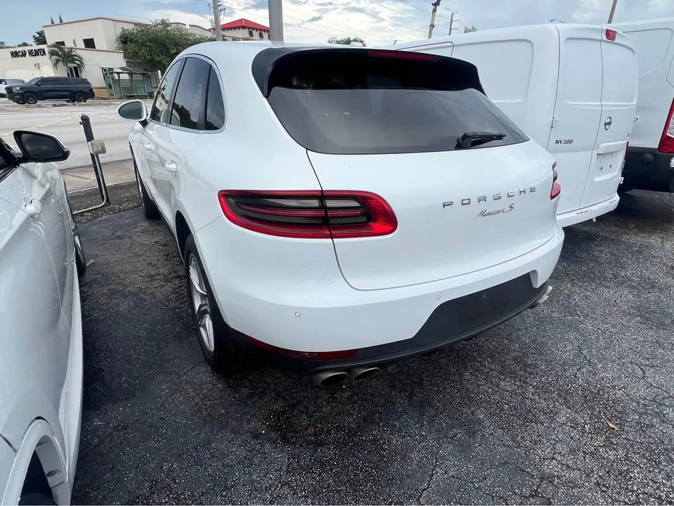 2016 Porsche Macan S - Image 4 of 5
