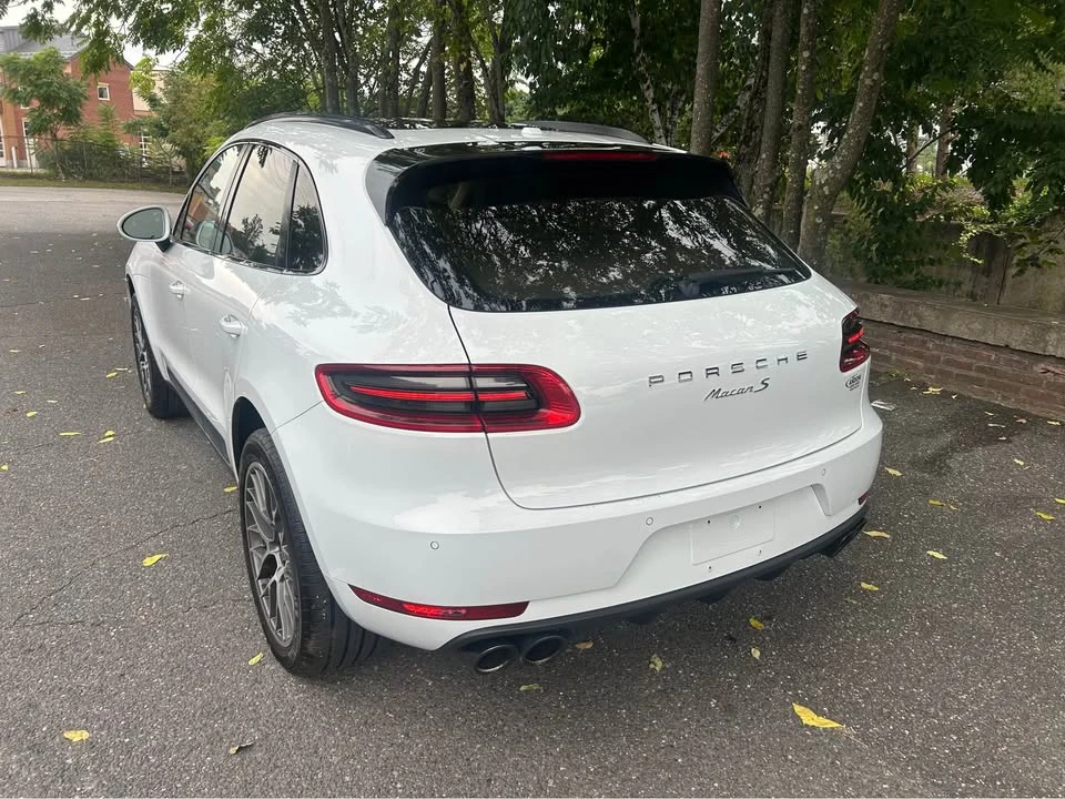 2016 Porsche Macan S - Image 8 of 20