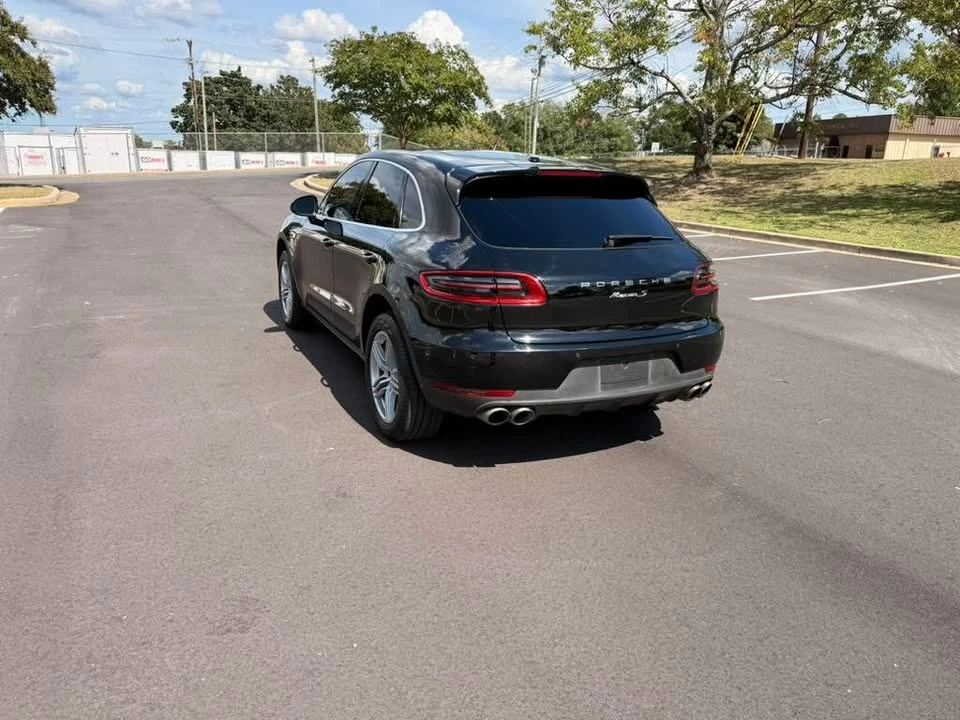 2016 Porsche Macan S - Image 8 of 16