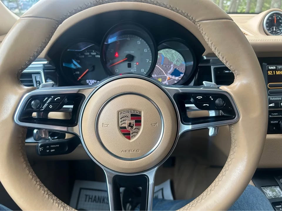 2016 Porsche Macan S - Image 17 of 20