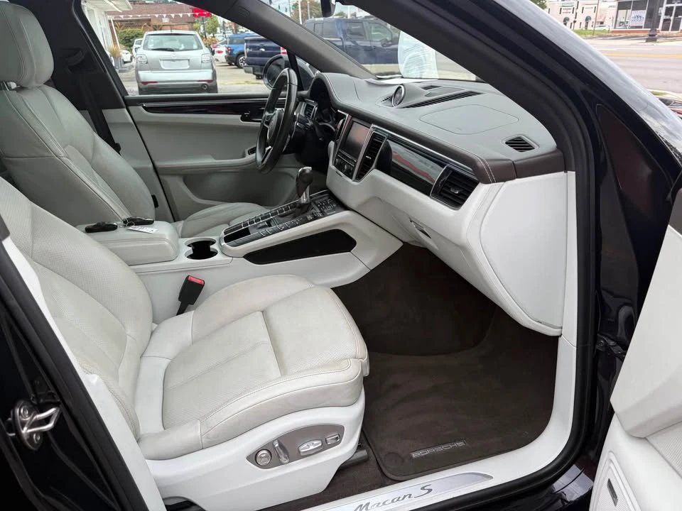 2016 Porsche Macan S - Image 16 of 16