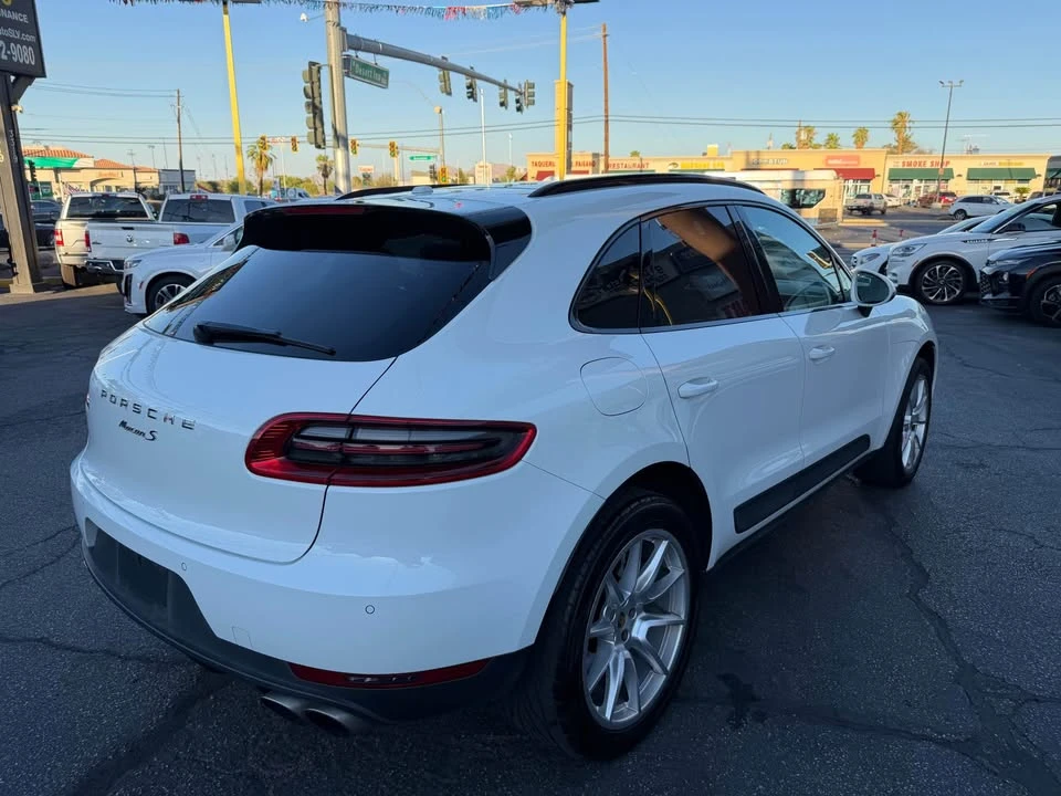 2016 Porsche Macan S - Image 9 of 13