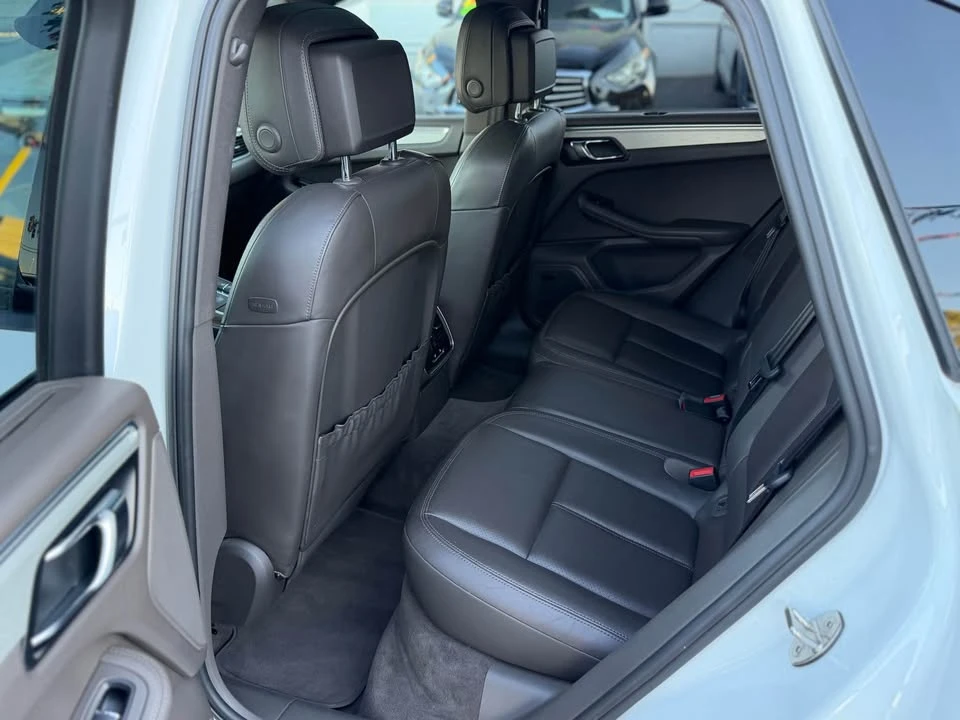 2016 Porsche Macan S - Image 7 of 13