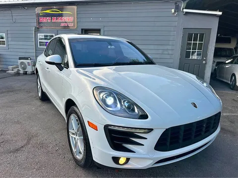 2016 Porsche Macan S Sport Utility 4D