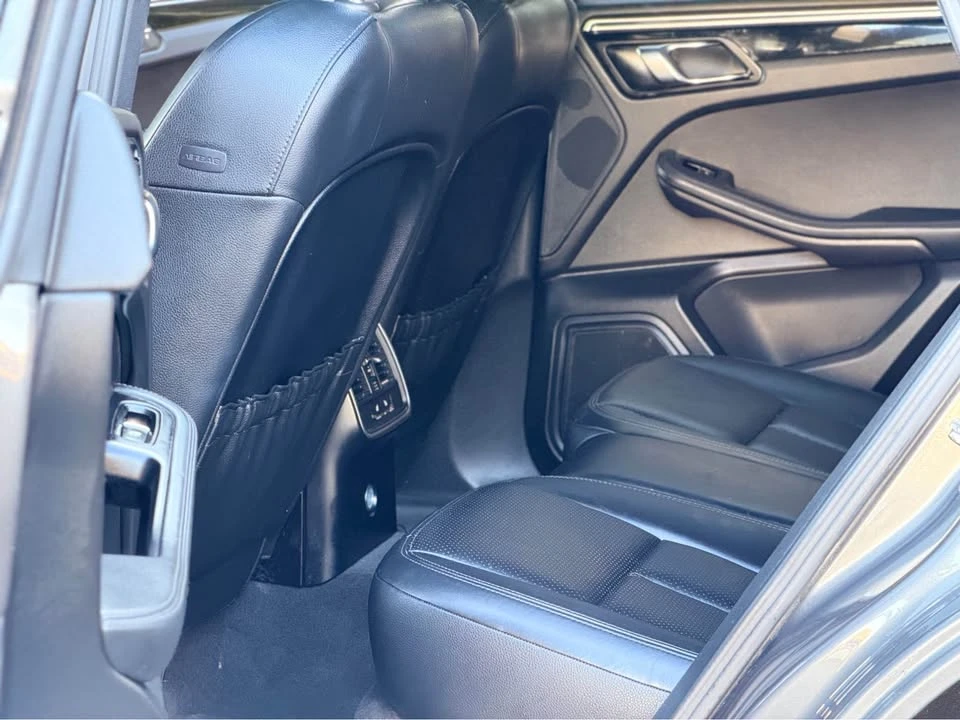 2016 Porsche Macan S - Image 10 of 12