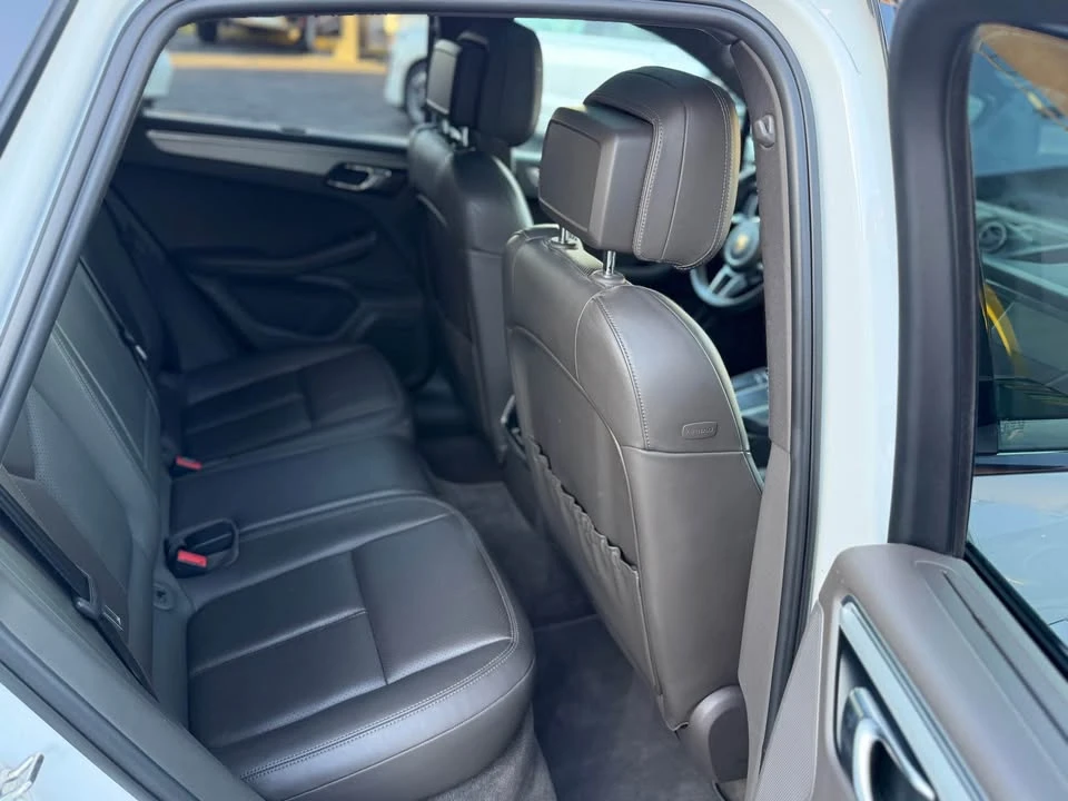 2016 Porsche Macan S - Image 10 of 13