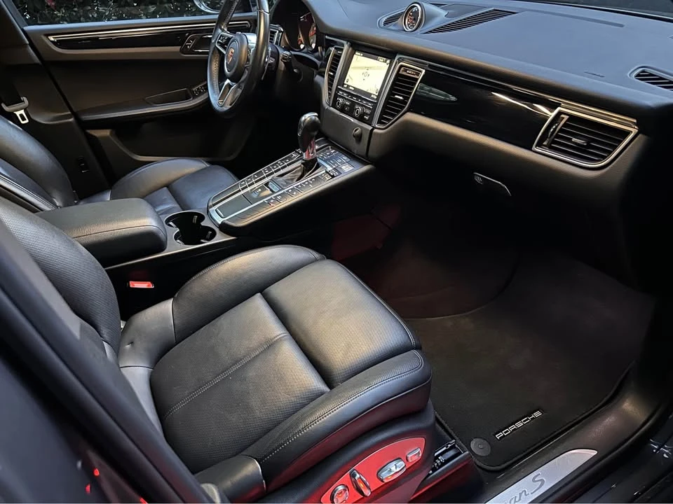 2016 Porsche Macan S - Image 12 of 18
