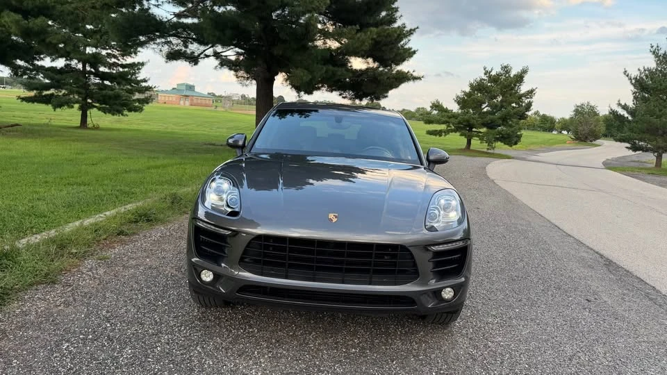 2016 Porsche Macan S - Image 15 of 16