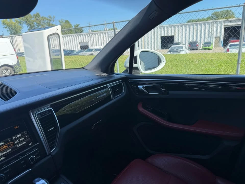 2016 Porsche Macan S - Image 19 of 20